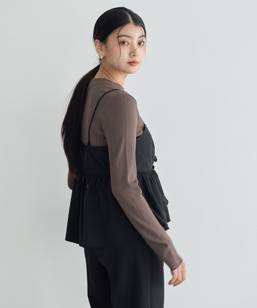 YECCA VECCA(イェッカヴェッカ)の「【2点SET】ラッフルキャミセット長袖ニット(ニット/セーター・レディース・ブラック/ダークベージュ・FREE)」の7枚目の写真