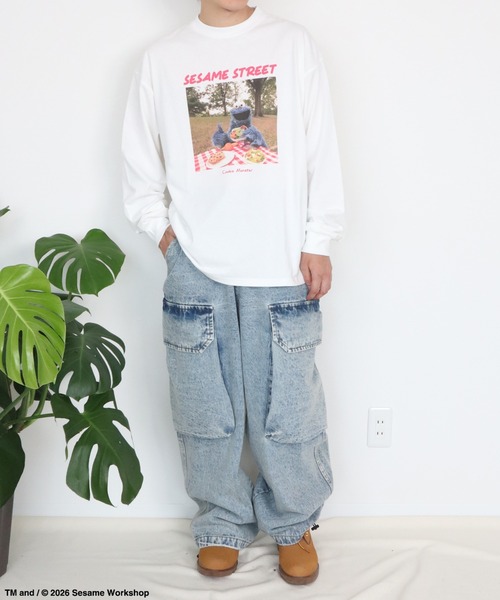 Ha-Li-C STORE(ハリックストア)の「【セサミストリート】フォトプリントロンT(Tシャツ/カットソー・メンズ・ピンク/チャコールグレー/ライトブルー/オフホワイト・LARGE/X-LARGE/MEDIUM)」の5枚目の写真