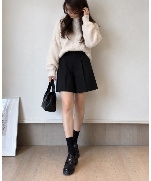 SETiA(セチア)の「イージーショートパンツ(スラックス・レディース・チャコールグレー/ブラック/ライトベージュ・SMALL/MEDIUM)」の19枚目の写真