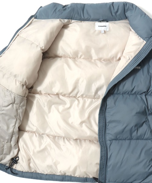 CONVERSE(コンバース)の「CONVERSE/コンバース Lightweight Puffer Jacket/軽量 撥水 吸湿発熱 オーバーサイズ 中綿 パファージャケット/エコダウンジャケット/レディース メンズ(ダウンジャケット/コート・メンズ・ブラウン/ブラック/グレイッシュブルー/セージグリーン・M/L/LL)」の17枚目の写真