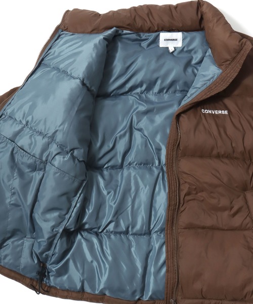 CONVERSE(コンバース)の「CONVERSE/コンバース Lightweight Puffer Jacket/軽量 撥水 吸湿発熱 オーバーサイズ 中綿 パファージャケット/エコダウンジャケット/レディース メンズ(ダウンジャケット/コート・メンズ・ブラウン/ブラック/グレイッシュブルー/セージグリーン・M/L/LL)」の15枚目の写真
