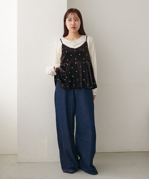 DISCOAT(ディスコート)の「ドット刺繍ベロアキャミ(キャミソール・レディース・ブラウン/ブラック・FREE)」の17枚目の写真