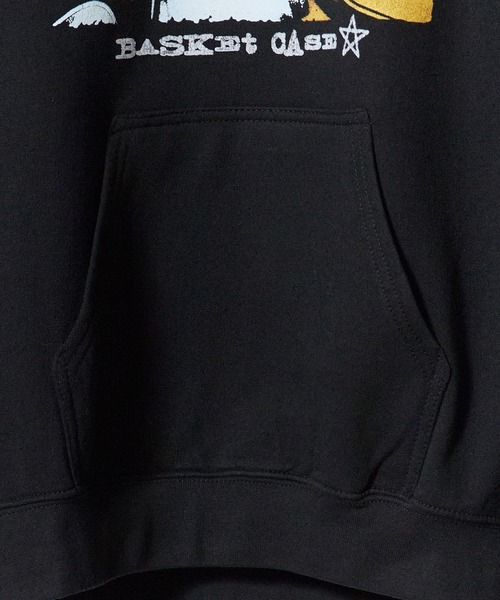 ROCK-OFF(ロックオフ)の「GREEN DAY / グリーン・デイ Unisex Pullover Hoodie Sweatshirt Basket Case Star ユニセックス プルオーバー フーディー スウェット(パーカー・メンズ・ブラック・M/L/XL)」の5枚目の写真