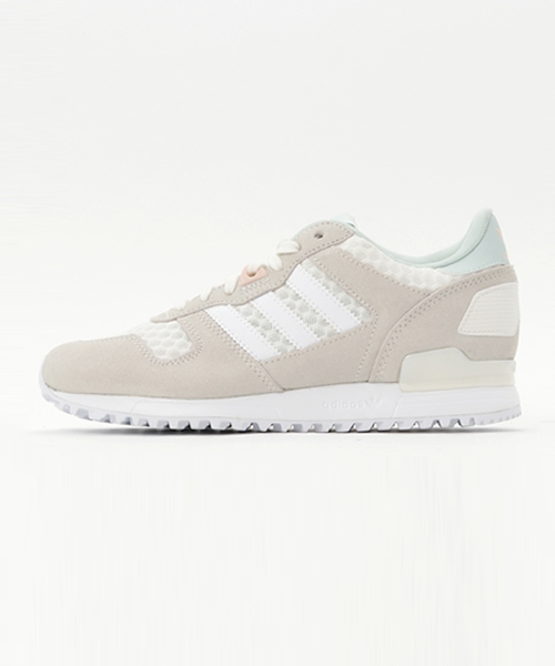 adidas（アディダス）の「オリジナルス ゼットエックス[ZX 700 W]（スニーカー・レディース・ブラック×ホワイト/ベージュ・24.0cm/25.0cm/23.0cm/22.0cm/22.5cm/24.5cm/23.5cm/25.5cm）」の3枚目の写真