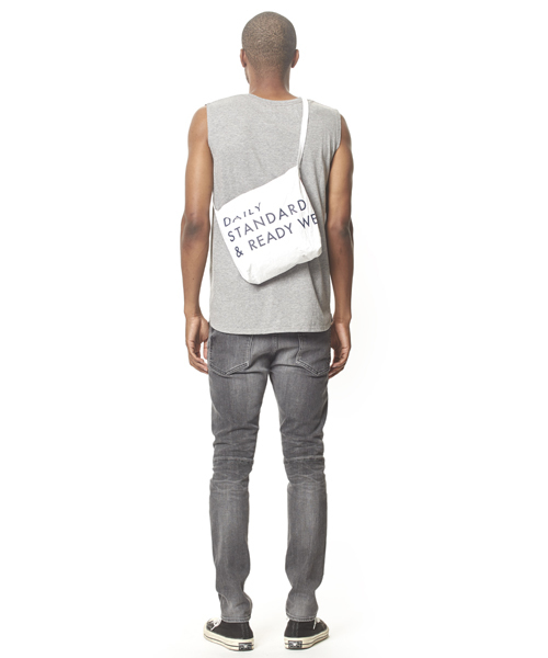 Sandinista（サンディニスタ）の「D.S. Tyvak Small Sacoche / タイベックスモールサコッシュ（ショルダーバッグ・メンズ・ホワイト・FREE）」の4枚目の写真