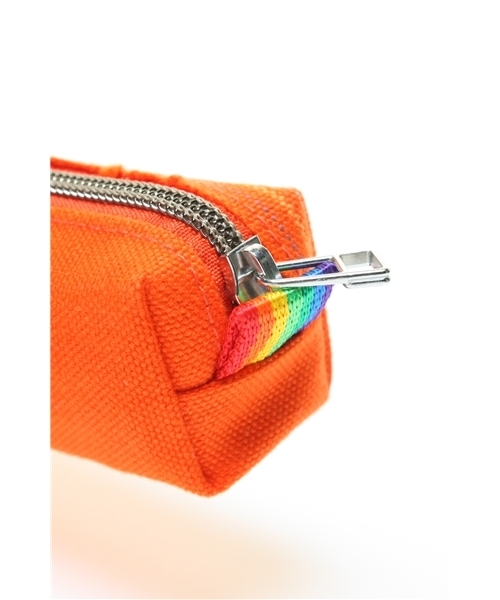 bpr BEAMS(ビーピーアール ビームス )の「BEAMS / ペンケース<オリジナル帆布シリーズ>(ステーショナリー・メンズ・オレンジ・ONE SIZE)」の4枚目の写真