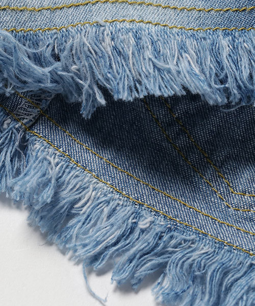 RODEO CROWNS WIDE BOWL（ロデオクラウンズワイドボウル）の「フリンジ デニム スカート（デニムスカート・キッズ・ブルー・MEDIUM/SMALL/X-SMALL/LARGE）」の8枚目の写真