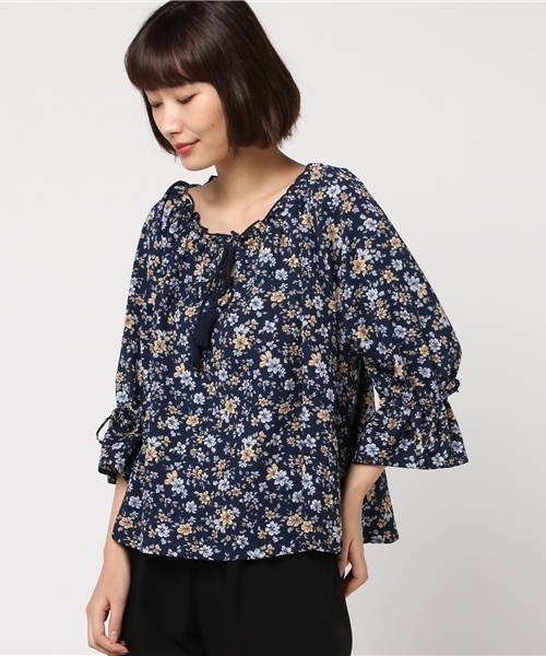 Honeys（ハニーズ）の「スモックブラウス（シャツ/ブラウス・レディース・レッド系その他/ホワイト系その他/オフホワイト/ブルー系その他・L/M）」の4枚目の写真