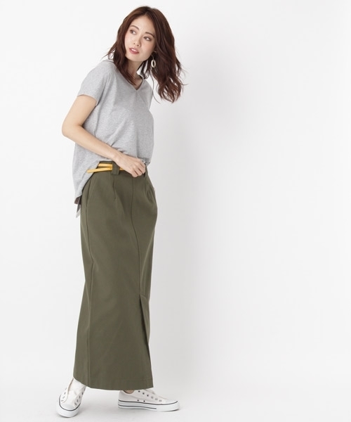 Andemiu（アンデミュウ）の「【取り外し可能なアクセ付き!】アクセツキリョウＶ／Ｎカット765571（Tシャツ/カットソー・レディース・カーキ/オフホワイト/ライトグレー/レッド・FREE）」の5枚目の写真