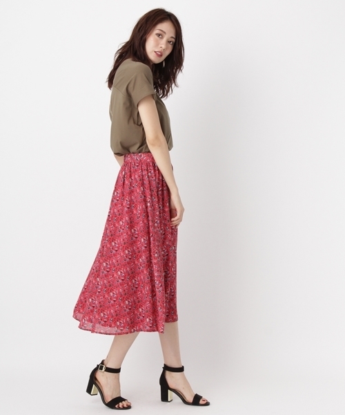 Andemiu（アンデミュウ）の「【取り外し可能なアクセ付き!】アクセツキリョウＶ／Ｎカット765571（Tシャツ/カットソー・レディース・カーキ/オフホワイト/ライトグレー/レッド・FREE）」の7枚目の写真