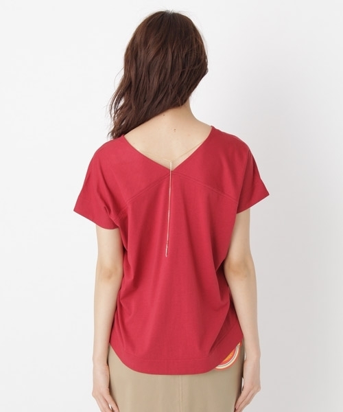 Andemiu（アンデミュウ）の「【取り外し可能なアクセ付き!】アクセツキリョウＶ／Ｎカット765571（Tシャツ/カットソー・レディース・カーキ/オフホワイト/ライトグレー/レッド・FREE）」の12枚目の写真