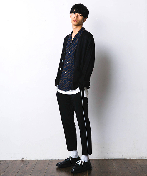 WEGO（ウィゴー）の「WEGO/カラーVネックカーディガン（カーディガン/ボレロ・メンズ・ネイビー/ダークグリーン/ブラック/ワイン・LARGE/MEDIUM/SMALL）」の10枚目の写真