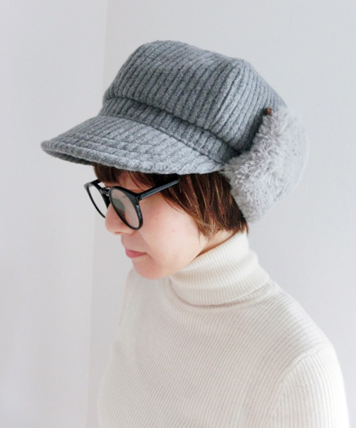 U.Q（ユウキュウ）の「フライトキャップ（キャップ・レディース・チャコールグレー/ライトグレー/ブラウン・FREE）」の2枚目の写真