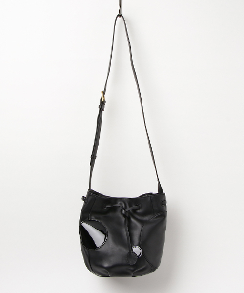 tsumori chisato CARRY（ツモリチサトキャリー）の「ソフトドットショルダー　ショルダーバッグ（ショルダーバッグ・レディース・ブラック/ブラウン・FREE）」の8枚目の写真