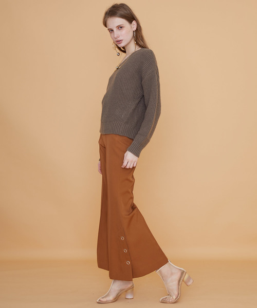 UNITED TOKYO（ユナイテッドトウキョウ）の「モヘアVネックニット（ニット/セーター・レディース・ホワイト/ブラック/パープル/グレー/グリーン/マスタード・1）」の20枚目の写真