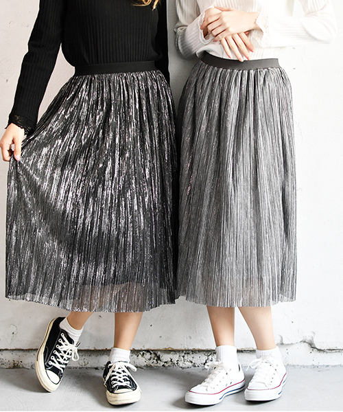 PairPair（ペアペア）の「キラキララメ細プリーツシアースカート（スカート・レディース・ブラック/ベージュ/グレー・FREE）」の2枚目の写真