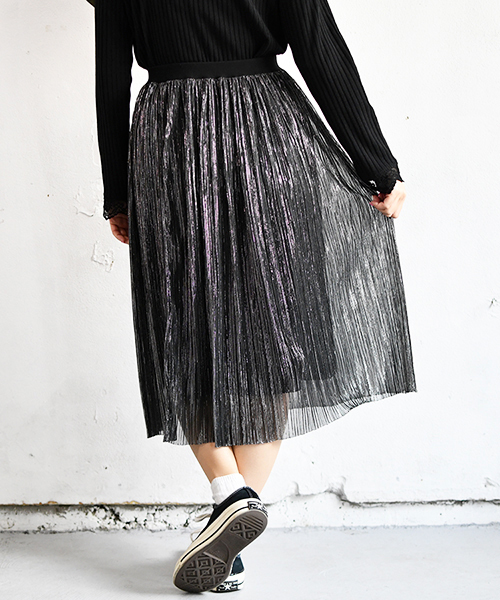 PairPair（ペアペア）の「キラキララメ細プリーツシアースカート（スカート・レディース・ブラック/ベージュ/グレー・FREE）」の4枚目の写真