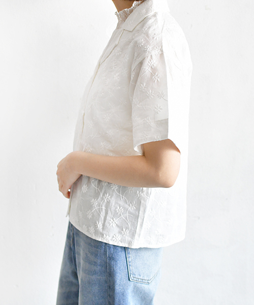 PairPair(ペアペア)の「刺繍開襟シャツ(シャツ/ブラウス・レディース・ベージュ/オフホワイト/ライトブラウン・FREE)」の10枚目の写真