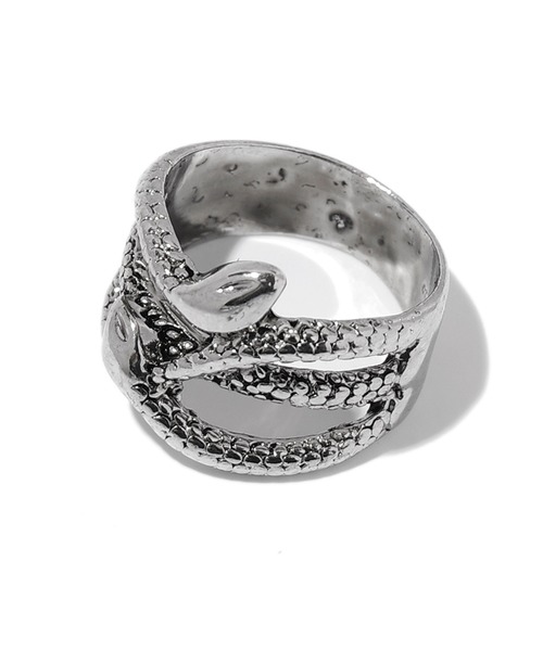 SPINNS(スピンズ)の「蛇モチーフリング(リング・レディース・シルバー/シルバー系その他・ONESIZE)」の3枚目の写真