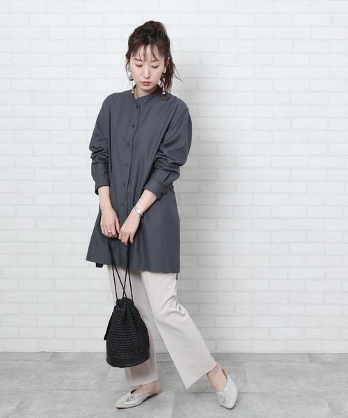 coen(コーエン)の「ウエストマークバンドカラーロングシャツ(シャツ/ブラウス・レディース・ホワイト/ダークグレー/ベージュ・FREE)」の21枚目の写真