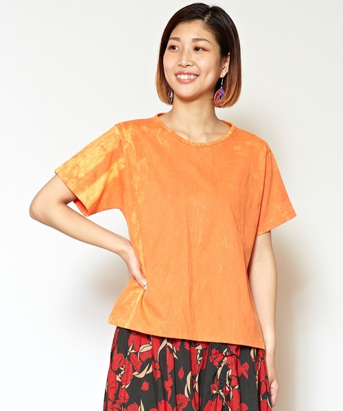 チャイハネ（チャイハネ）の「【チャイハネ】yul アシッドウォッシュTシャツ（Tシャツ/カットソー・レディース・ブラック/ブルー/ダークブルー/グレー/マスタード/オレンジ/ワイン・FREE）」の7枚目の写真