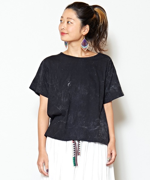 チャイハネ（チャイハネ）の「【チャイハネ】yul アシッドウォッシュTシャツ（Tシャツ/カットソー・レディース・ブラック/ブルー/ダークブルー/グレー/マスタード/オレンジ/ワイン・FREE）」の2枚目の写真