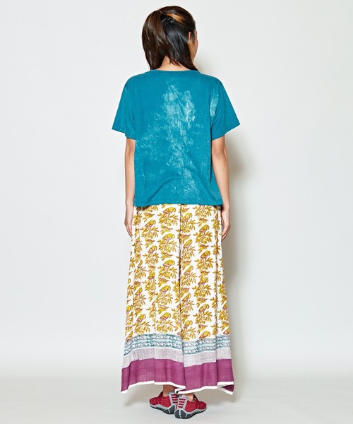 チャイハネ（チャイハネ）の「【チャイハネ】yul アシッドウォッシュTシャツ（Tシャツ/カットソー・レディース・ブラック/ブルー/ダークブルー/グレー/マスタード/オレンジ/ワイン・FREE）」の13枚目の写真