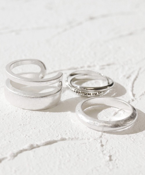 florist（フローリスト）の「4種展開つや消しボールド３セットリング（リング・レディース・シルバー系その他/ゴールド系その他/シルバー系その他2/シルバー系その他3/シルバー系その他4/ゴールド系その他2/ゴールド系その他3/ゴールド系その他4・FREE）」の2枚目の写真