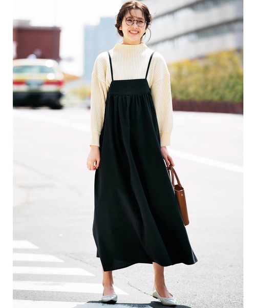 GeeRA(ジーラ)の「綿100%サロペットワンピース(ワンピース・レディース・ブラック/ベージュ・X-LARGE/MEDIUM/LARGE)」の4枚目の写真