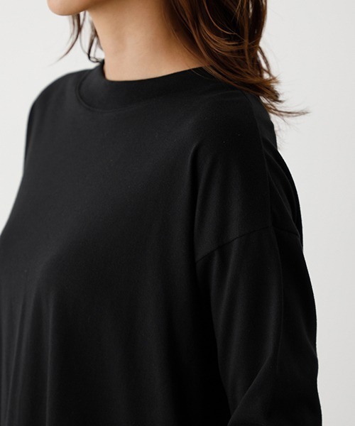 AZUL by moussy（アズールバイマウジー）の「BACK BUTTON LONG T/バックボタンロングTシャツ（Tシャツ/カットソー・レディース・ブラック/ベージュ/オフホワイト/ライトカーキ・SMALL/MEDIUM）」の21枚目の写真