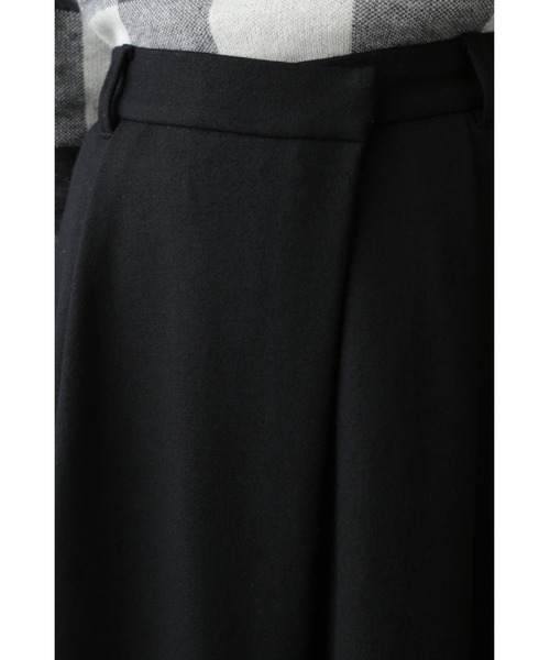 human woman(ヒューマンウーマン)の「◆圧縮スムーススカート(スカート・レディース・ブラック/ライトグリーン・SMALL/MEDIUM/LARGE)」の6枚目の写真