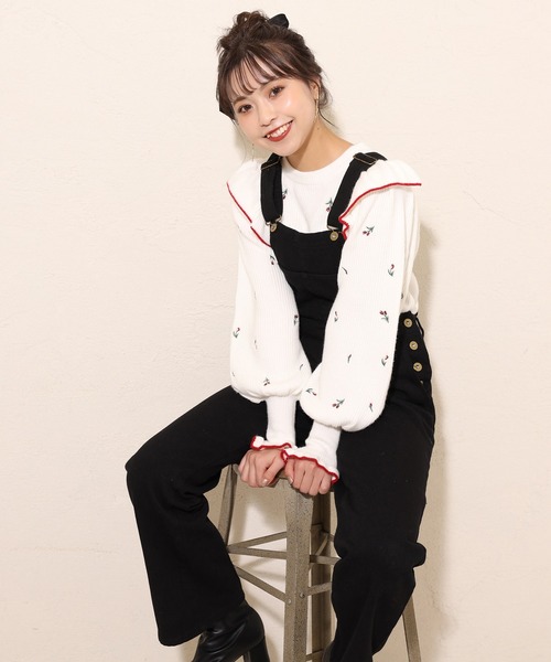 one after another NICE CLAUP（ワンアフターアナザーナイスクラップ）の「刺繍フリルニット（ニット/セーター・レディース・ブラック/オフホワイト/ラベンダー・FREE）」の14枚目の写真