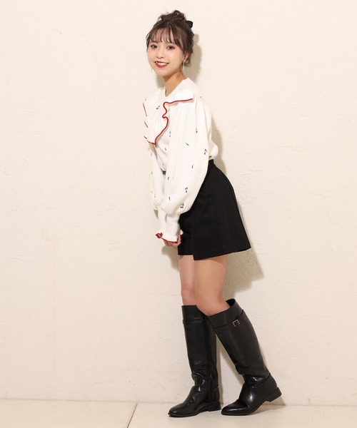 one after another NICE CLAUP（ワンアフターアナザーナイスクラップ）の「刺繍フリルニット（ニット/セーター・レディース・ブラック/オフホワイト/ラベンダー・FREE）」の13枚目の写真