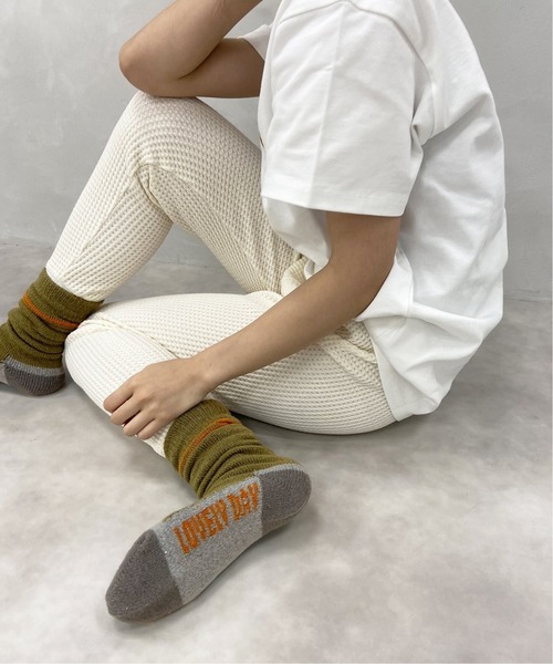 SLOBE IENA(スローブイエナ)の「LOVELY ソックス【手洗い可能】◆(ソックス/靴下・レディース・ホワイト/カーキ・FREE)」の2枚目の写真