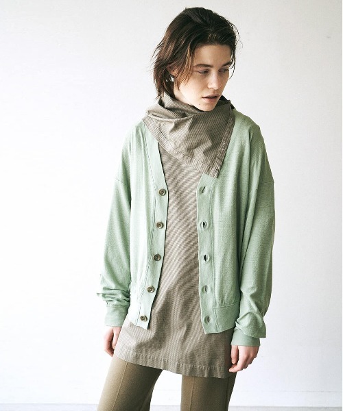UNFIL（アンフィル）の「unfil アンフィル / superfine merino crepe-jersey cardigan スーパーファインメリノ クレープジャージー カーディガン / WOFL-UW110（カーディガン/ボレロ・レディース・チャコールグレー/ダークオレンジ/オフホワイト/ライトグリーン・1）」の3枚目の写真