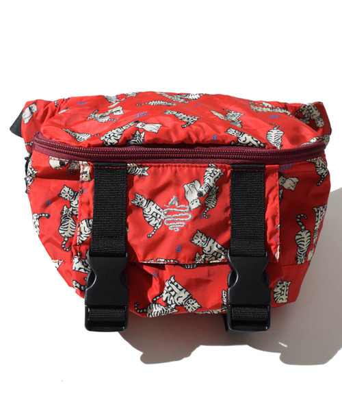 ALDIES(アールディーズ)の「Sweetest Waist Bag / スウィーテストウエストバッグ(ボディバッグ/ウエストポーチ・メンズ・レッド/ブラック/ブルー・FREE)」の3枚目の写真