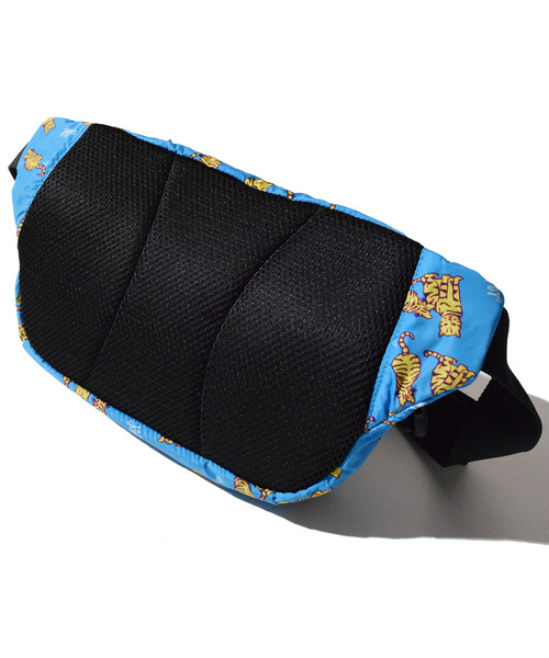 ALDIES(アールディーズ)の「Sweetest Waist Bag / スウィーテストウエストバッグ(ボディバッグ/ウエストポーチ・メンズ・レッド/ブラック/ブルー・FREE)」の18枚目の写真