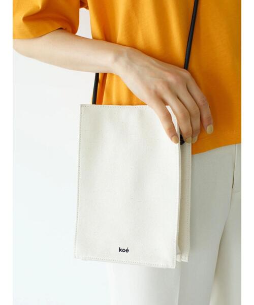 koe（コエ）の「キャンバススクエアショルダーバッグ*（トートバッグ・レディース・アイボリー/グレイッシュベージュ/その他6・FREE）」の4枚目の写真