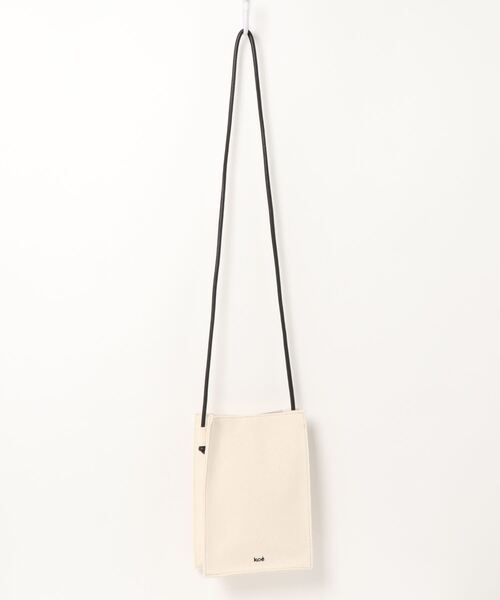 koe（コエ）の「キャンバススクエアショルダーバッグ*（トートバッグ・レディース・アイボリー/グレイッシュベージュ/その他6・FREE）」の13枚目の写真