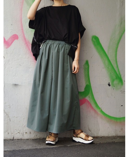 179/WG（イチナナキュウダブルジー）の「ギャザースカンツ（その他パンツ・レディース・ブラック/オフホワイト/カーキ/グリーン・MEDIUM）」の4枚目の写真