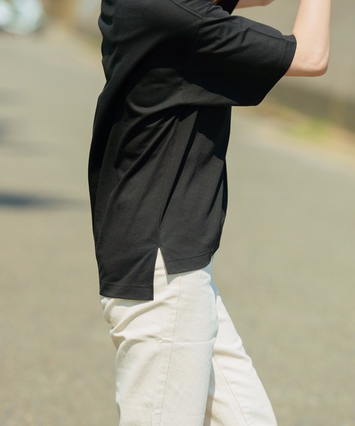 LB/S （エルビーエス）の「汗染み防止加工　二段ロゴ　前後差　サイドスリット　プリントＴシャツ（Tシャツ/カットソー・レディース・ホワイト/ブラック/ダークパープル・MEDIUM/LARGE）」の14枚目の写真