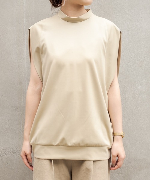 CAPRICIEUX LE'MAGE（カプリシューレマージュ）の「二の腕スッキリノースリーブTシャツ（Tシャツ/カットソー・レディース・ホワイト/ブラック/ベージュ・FREE）」の13枚目の写真