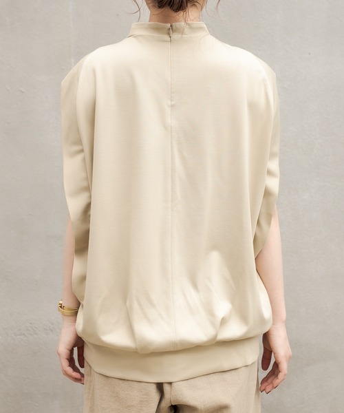 CAPRICIEUX LE'MAGE（カプリシューレマージュ）の「二の腕スッキリノースリーブTシャツ（Tシャツ/カットソー・レディース・ホワイト/ブラック/ベージュ・FREE）」の18枚目の写真