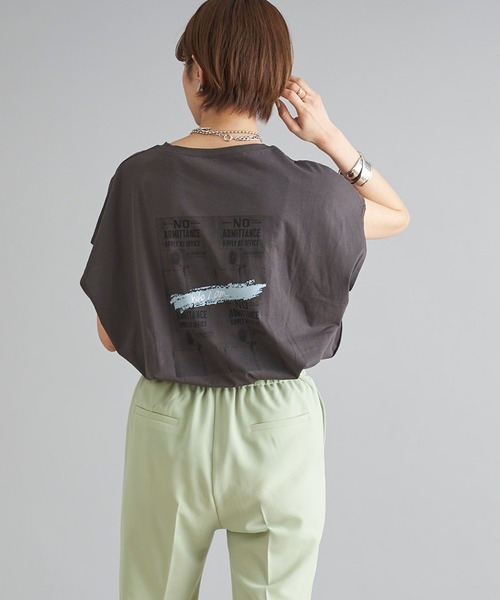 DouDou（ドゥドゥ）の「コラージュphoto T（Tシャツ/カットソー・レディース・ホワイト/チャコールグレー/ブラウン・FREE）」の2枚目の写真