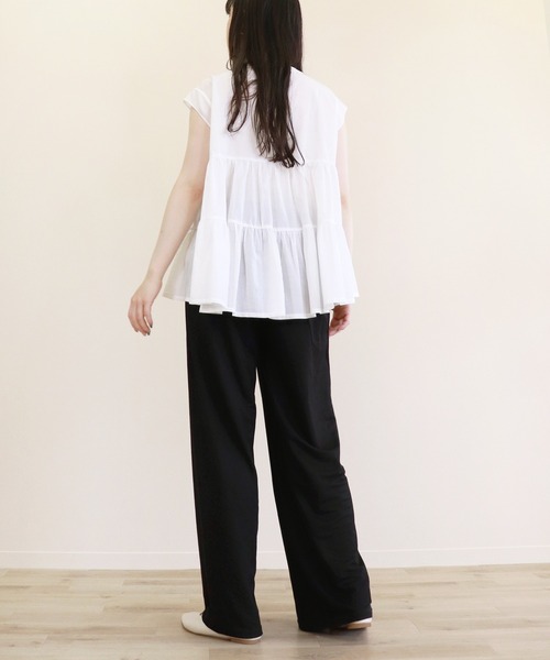 Monocoro toppi(モノコロトッピ)の「チュニック丈 フレンチティアーブラウス(シャツ/ブラウス・レディース・ブラック/ベージュ/オフホワイト・M)」の7枚目の写真