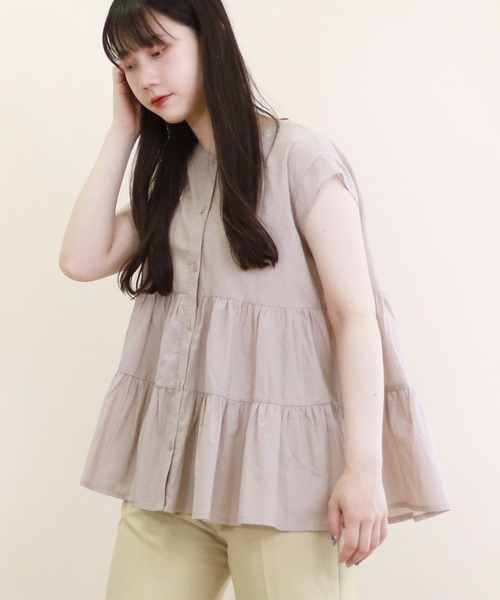 Monocoro toppi(モノコロトッピ)の「チュニック丈 フレンチティアーブラウス(シャツ/ブラウス・レディース・ブラック/ベージュ/オフホワイト・M)」の13枚目の写真