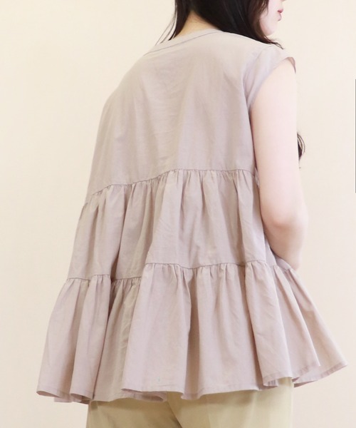Monocoro toppi(モノコロトッピ)の「チュニック丈 フレンチティアーブラウス(シャツ/ブラウス・レディース・ブラック/ベージュ/オフホワイト・M)」の14枚目の写真