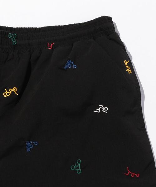 POP TRADING COMPANY（ポップトレーディングカンパニー）の「【別注】 ＜POP TRADING COMPANY＞ ALLROUND SRT/ショートパンツ/ショーツ（その他パンツ・メンズ・ブラック・MEDIUM/SMALL/LARGE）」の5枚目の写真