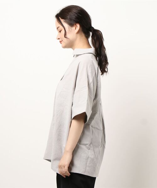 Lugnoncure（ルノンキュール）の「スキッパーシャツ（シャツ/ブラウス・レディース・ネイビー/グレー/オフホワイト・ﾌﾘ-）」の5枚目の写真