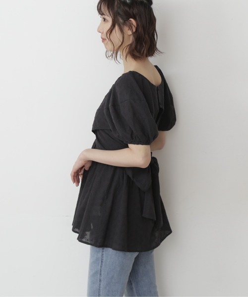 FREE'S MART（フリーズマート）の「エンブロイダリーバックリボンチュニックブラウス（シャツ/ブラウス・レディース・ホワイト/ブラック/オレンジ・FREE）」の14枚目の写真